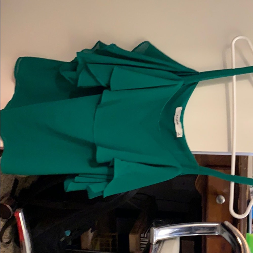 Fitted/loose emerald green silk blouse